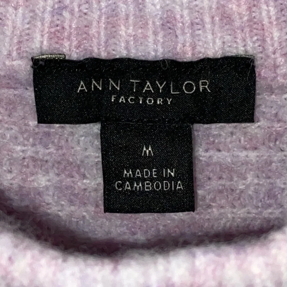 Ann Taylor Factory Cozy Ribbed Balloon Sleeve Sweater Size Medium - Picture 14 of 15